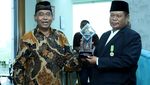 Penghargaan untuk Tokoh Penggerak Koperasi