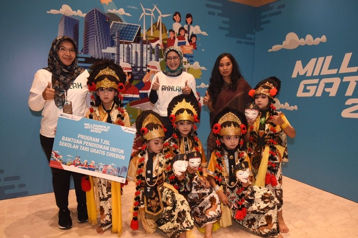 Pertamina berikan dukungan terhadap Sekolah Tari Cirebon yang merupakan bagian dari Yayasan Belantara Budaya Indonesia (BBI) di bidang pendidikan, kesenian, dan kebudayaan.