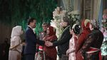Potret Jokowi-Iriana Beri Ucapan Selamat di Resepsi Putri Anies