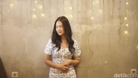 Di sisi lain, Rebecca Suwignyo makin populer di media sosial saat ini. (Foto: Rifkianto Nugroho/detikcom)  