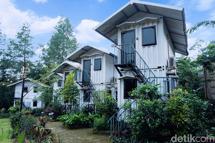 Royal Caravan Hotel Trawas Mojokerto