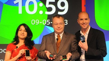 Kami tidak berada dalam situasi di mana kami mempertimbangkan sesuatu selain Windows Phone dikombinasi dengan apa yang kami kerjakan dengan Asha (ponsel murah Nokia di masa silam), sebut Elop. Foto: Getty Images