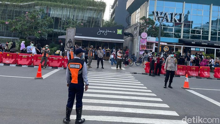 Suasana di Citayam Fashion Week, Dukuh Atas pukul 16.05 WIB.