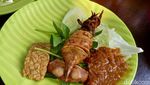 Maknyus! Di Senopati Ada Warung Ikan Goreng yang Punya Sambal Nagih