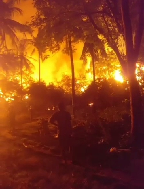 40 kamar Hotel Jambuluwuk Oceano di Gili Trawangan, Desa Gili Indah, Kecamatan Pemenang, Kabupaten Lombok Utara, NTB terbakar, Sabtu (30/7/2022).