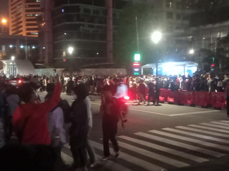 Citayam Fashion Week Dijaga Petugas, Dilarang Catwalk di Zebra Cross!