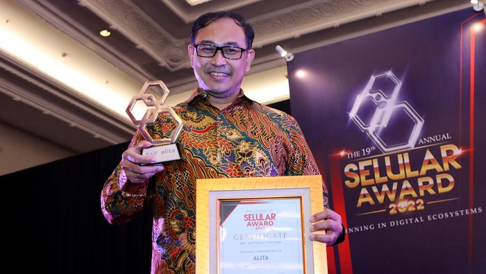 Dukung Layanan 5G, Perusahaan Ini Diganjar Penghargaan PT Alita Praya Mitra,mendapatkan Penganugerahan Selular Award untuk kategori Best Fiber Access Solutions Provider karena mendukung dan menyediakan infrastruktur digital untuk layanan 5G.