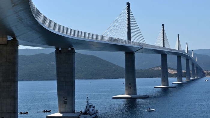 Jembatan Peljesac