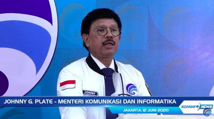 Johnny G Plat adalah Menteri Komunikasi dan Informatika (Menkominfo) era kabinet Presiden Joko Widodo.