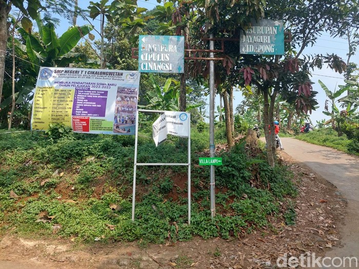 Kampung Singapura yang terdapat petilasan Prabu Siliwangi.