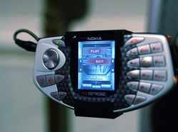 HP Nokia Ini Kelihatan Keren Tapi Ternyata Payah