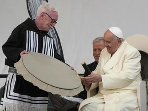 Paus Fansiskus Sampaikan Duka Cita Meninggalnya Ratu Elizabeth