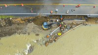 Banjir bandang ini disebabkan oleh hujan lebat di wilayah Kentucky timur, Amerika Serikat. Ryan C Hermens/Lexington Herald-Leader via AP.