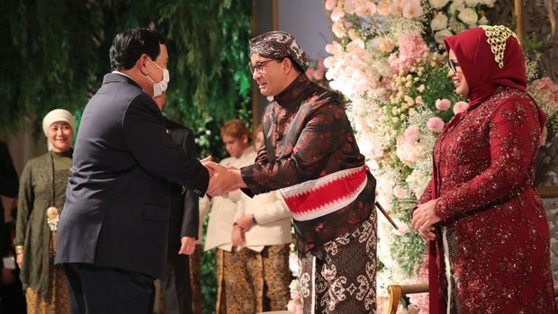 Prabowo Subianto menghadiri resepsi pernikahan anak Anies Baswedan