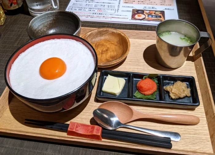 Restoran di Tokyo Ini Spesial Sajikan Telur Mentah dengan Nasi Putih