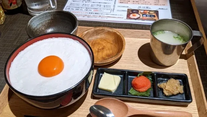 Restoran di Tokyo Ini Spesial Sajikan Telur Mentah dengan Nasi Putih