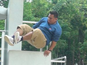 Jago! Badan Gede Bisa Salto, Netizen: Real Kungfu Panda