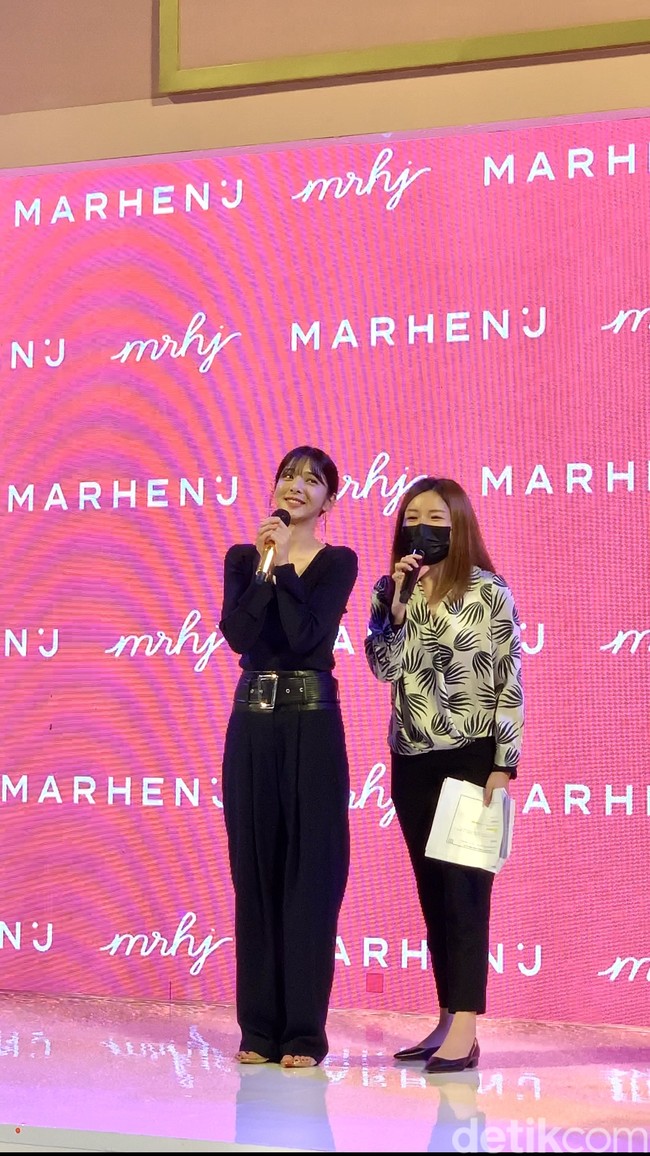 Di akhir fanmeeting, Seol In Ah mengungkapkan keinginannya untuk kembali ke Indonesia dengan fanmeeting lanjutan. Dia sudah mencoba beberapa makanan Indonesia seperti nasi goreng dan mie goreng, yang cocok dengan seleranya. Foto: dok. R Chairini Putong/Wolipop