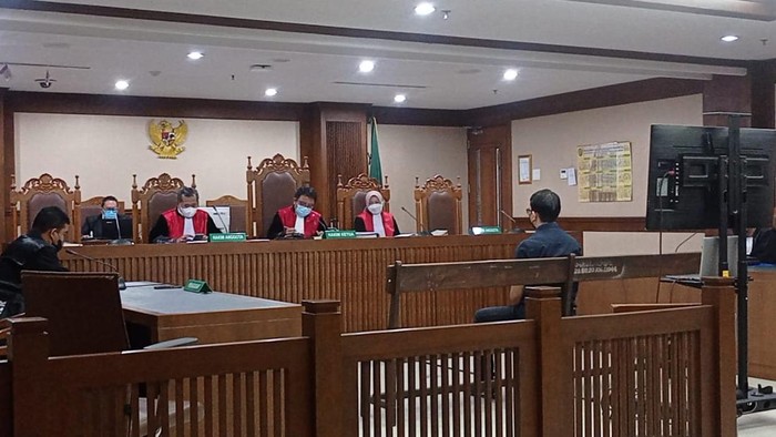 Sidang vonis mantan Kepala UPC Anggrek, Kemandoran, Kalideres, Jakarta Barat, Lusmeiriza Wahyudi