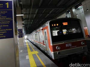 Sistem Si Kaya dan Miskin Rumit, Tarif KRL Lebih Baik Naik untuk Semua