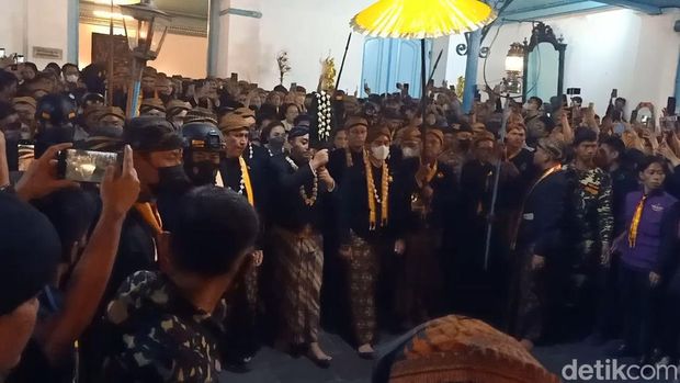 Suasana Kirab Malam 1 Suro di Keraton Solo, Sabtu (29/10/2022).