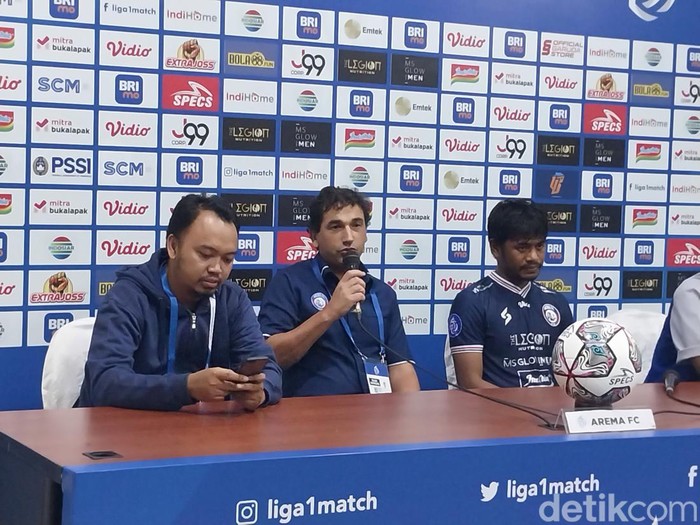 Arema FC meraih kemenangan perdana di Liga 1 2022/2023. Pelatih Singo Edan Eduardo Almeida menyebut, capaian tersebut berkat kegigihan anak asuhnya.