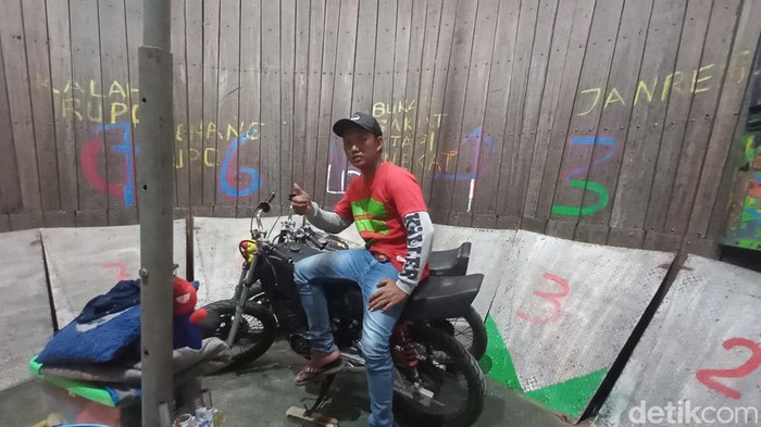 Bayu, joki tong setan.