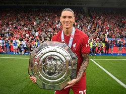 Darwin Nunez sementara ungguli Erling Haaland. Akankah kedua striker itu bisa tampil panas di Liga Inggris 2022/2023? (Getty Images)
