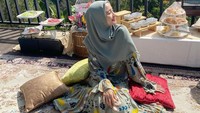 Laudya Cynthia Bella kini fokus mengurus karir dan keluarganya saja. Laudya Cynthia Bella tampak membagikan banyak momen hangat bersama keluarga. Foto: Instagram/laudyacynthiabella