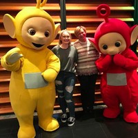 Jessica Smith sendiri bermain sebagai bayi botak tersenyum selama 365 episode Teletubbies di tahun 90an. Dikatakan jika ia di-casting di rumah sakit tak lama setelah dilahirkan. Tak disangka peran Jessica masih dikenang hingga sekarang padahal ia sendiri tentu tidak ingat.  Foto: Instagram @j.smith_1995