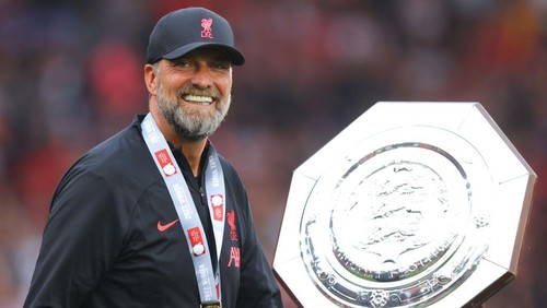 LEICESTER, ENGLAND - JULY 30: Jurgen Klopp, manager of Liverpool, looks on following the FA Community Shield final between Manchester City and Liverpool at The King Power Stadium on July 30, 2022 in Leicester, England. (Photo by James Gill - Danehouse/Getty Images)