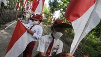 Pembawa Bendera Merah Putih Pertama Kali - Raymond Cantu