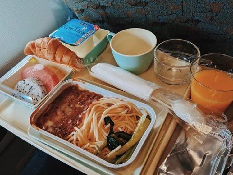 Nyamm! Ini 10 Potret Makanan di Maskapai Seluruh Dunia