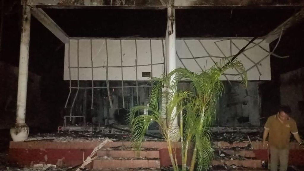2 Hotel Terbakar di Gili Trawangan, Polisi: Nggak Ada Alat Pemadam