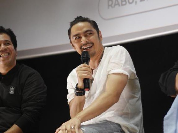 Thomas Djorghi Thomas Djorghi bawa ulang lagu lama.