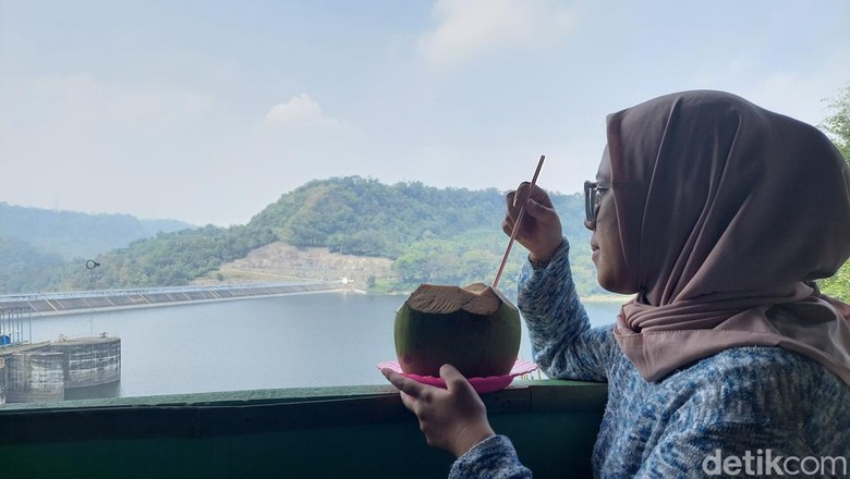 Wisata Waduk Cirata di Kabupaten Bandung Barat Wisata Waduk Cirata di Kabupaten Bandung Barat