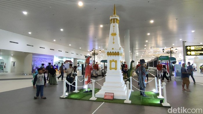 Kondisi Kawasan Tugu Malioboro di Yogyakarta International Airport (YIA) Kulon Progo, DIY, Minggu (31/7/2022).