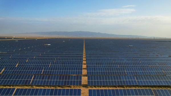Gurun Gobi yang Ganas Dibikin Ladang Panel Surya, Ini Penampakannya