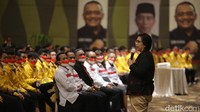 Anggota Komisi IX DPR RI Irma Suryani Chaniago memberikan sambutannya.