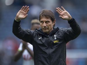 Salam Perpisahan Conte Usai Tinggalkan Tottenham