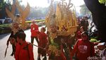 Daftar ke KPU, PDIP Gelar Arak-arakan Budaya, Lihat Fotonya Nih