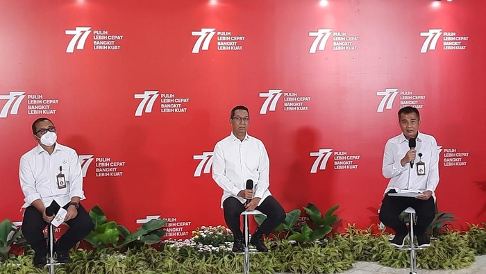 Deputi Bidang Protokol, Pers, dan Media Sekretariat Presiden Bey Machmudin.