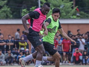 5 Transfer Pemain Asing PSM yang Dianggap Gagal, Termasuk Donald Bissa