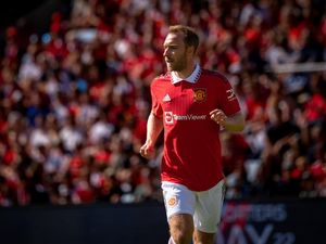 Eriksen Yakin Bisa Main Barengan Bruno Fernandes