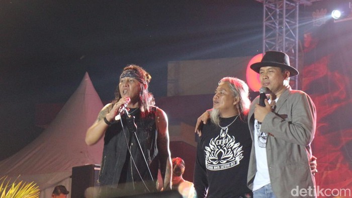 Konser Rock di Alun-alun Giri Krida Bakti Wonogiri, Minggu (31/7) malam.