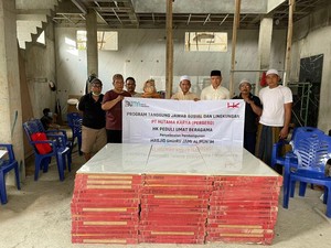 Hutama Karya Bangun Masjid dan Renovasi PAUD di Jaksel-Jaktim