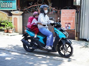 Naik Motor Matic Bukan Cuma Gas dan Rem, Ini Cara yang Aman
