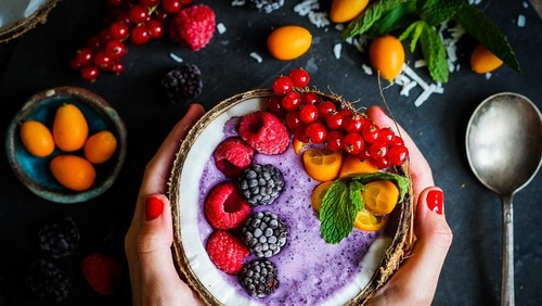 Ilustrasi Smoothie Bowl
