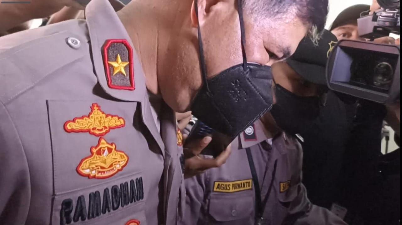 Karo Penmas Mabes Polri Brigjen Ahmad Ramadhan datangi Komnas HAM (Anggi/detikcom)