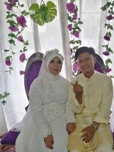 Kisah pasangan beda usia viral di media sosial. Kisah pasangan beda usia viral di media sosial.